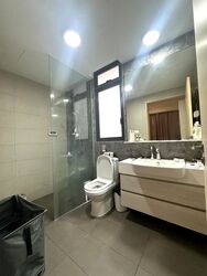 The Luxurie (D19), Condominium #613923601